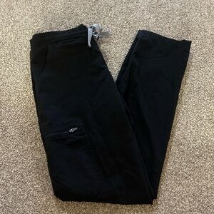 Figs Yola Skinny Scrub Pants in Size xs with a drawstring and pockets
